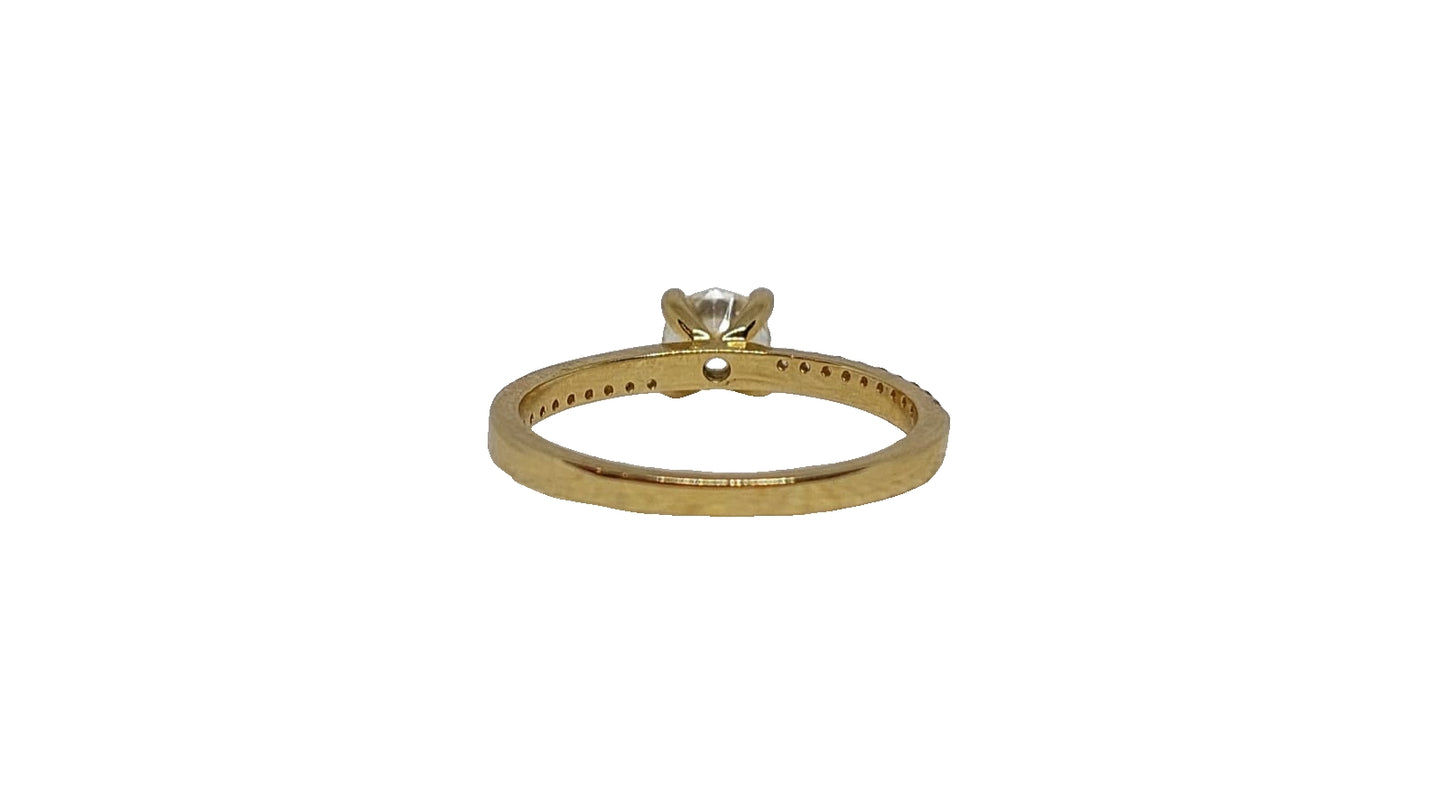 9ct Yellow gold round 4 claw solitaire plain and cubic zirconia shank ring