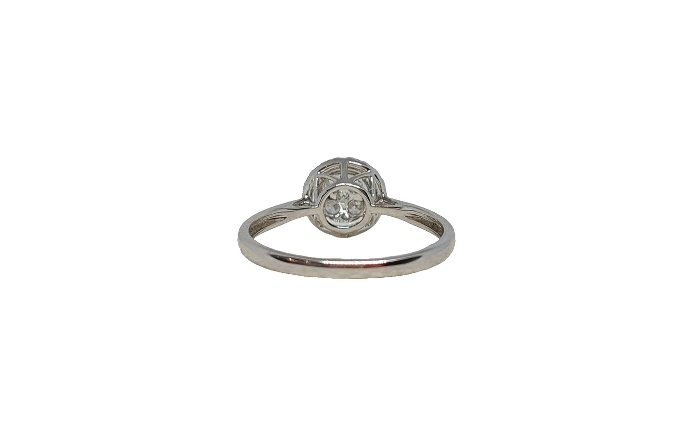 9ct White Gold illusion diamond halo tapered shank ring
