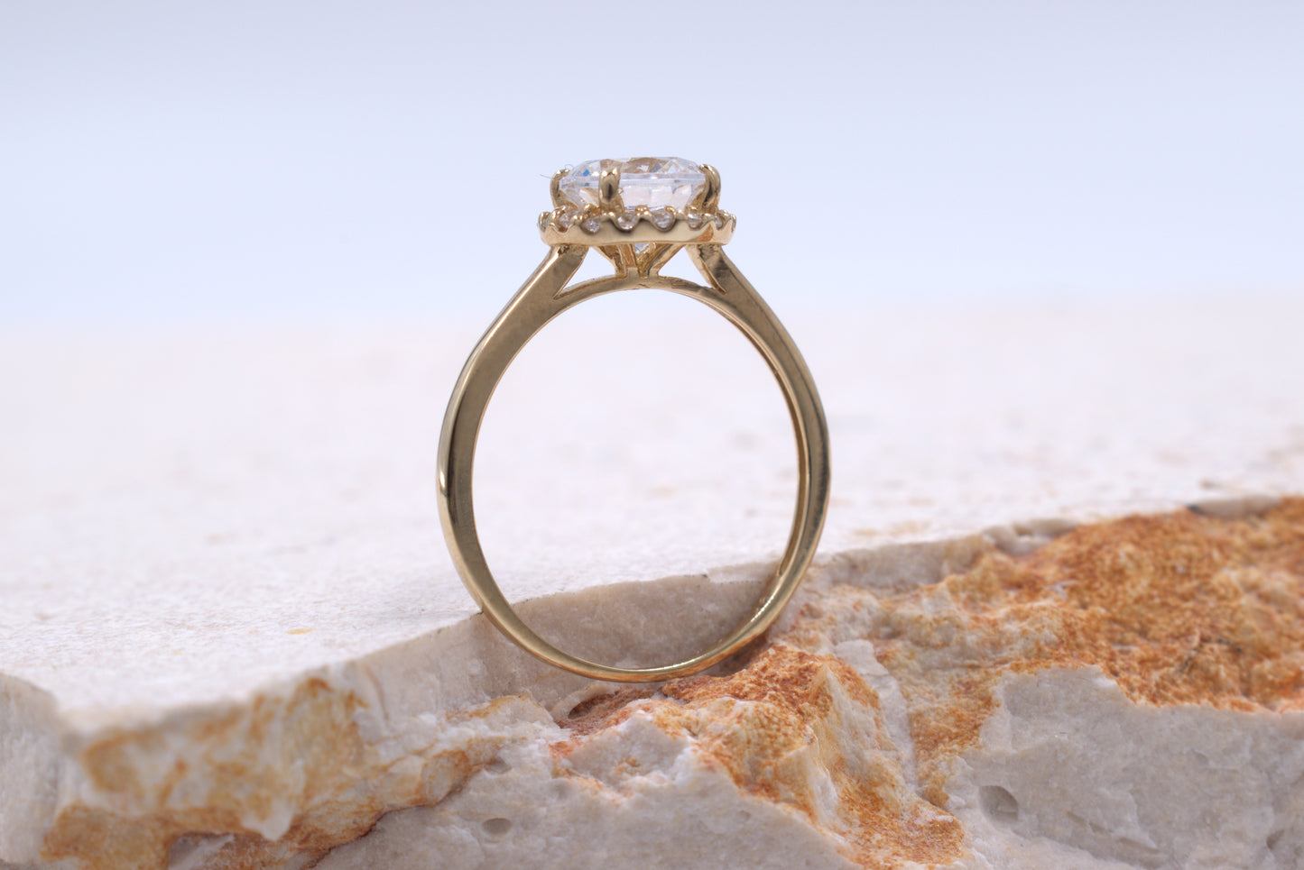 9ct Yellow Gold Round Cubic Zirconia With Halo Ring