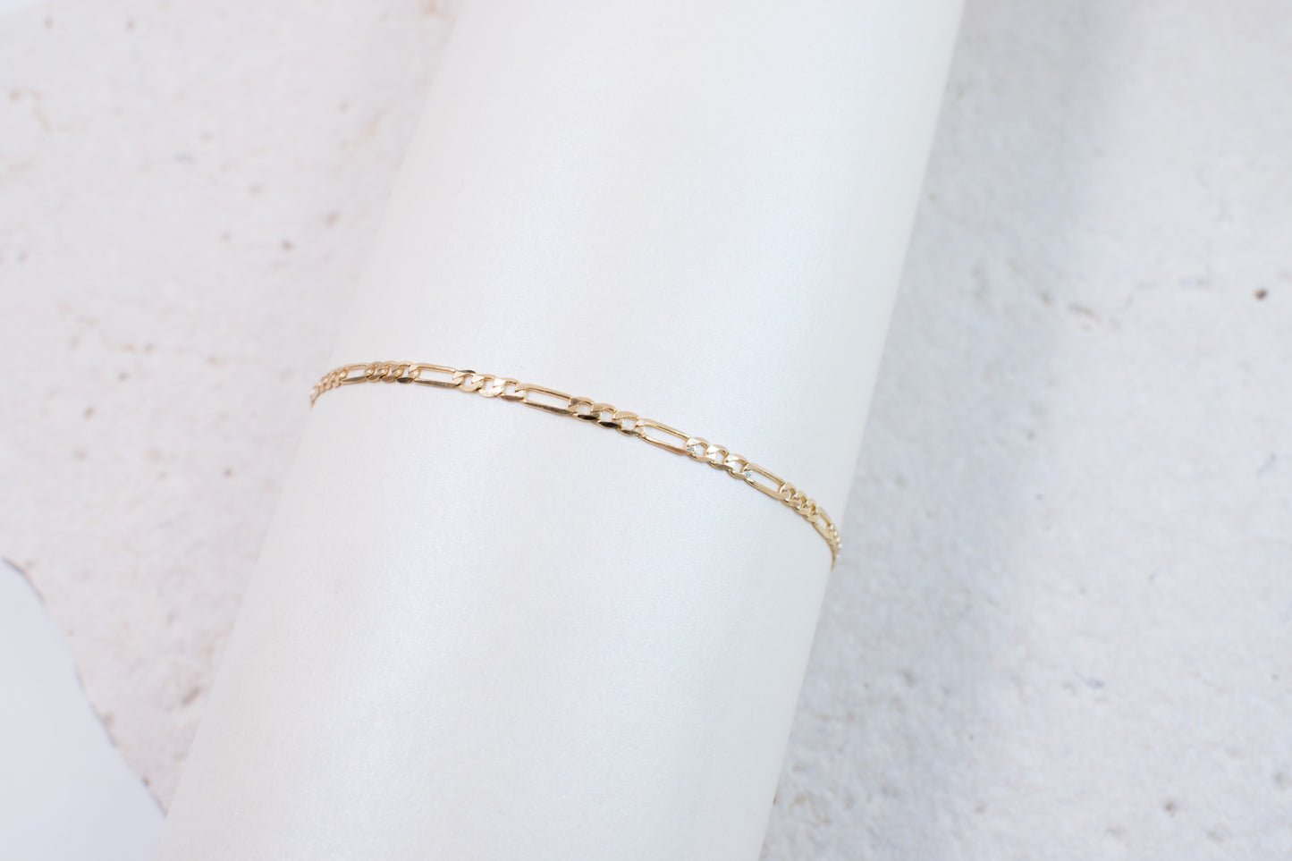 9ct Yellow Gold Fine Figaro Bracelet