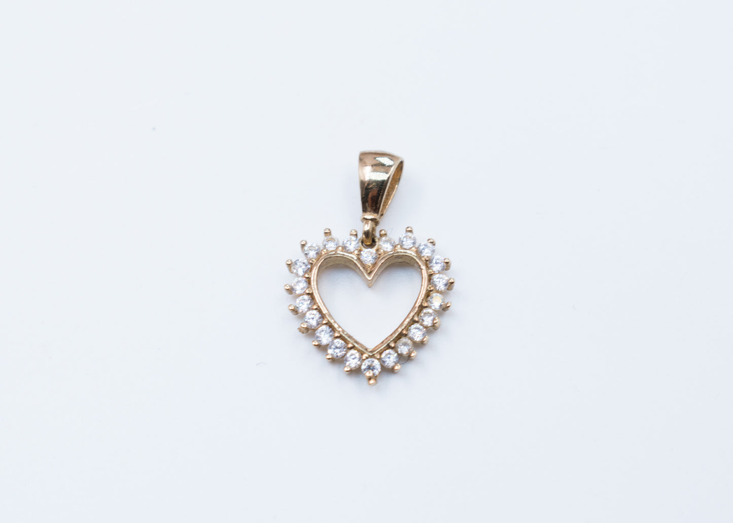 9ct Yellow Gold Cut Out Heart Pendant