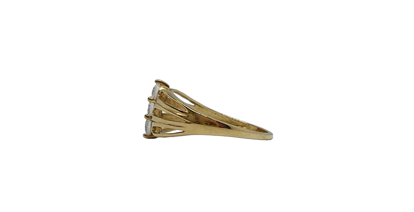 9ct Yellow gold 3x round cubic zirconia fancy split shank ring