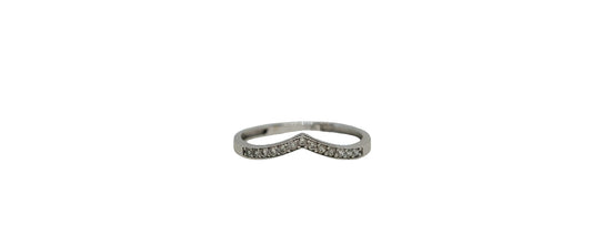 9ct White gold cubic zirconia channel setting V-shape band