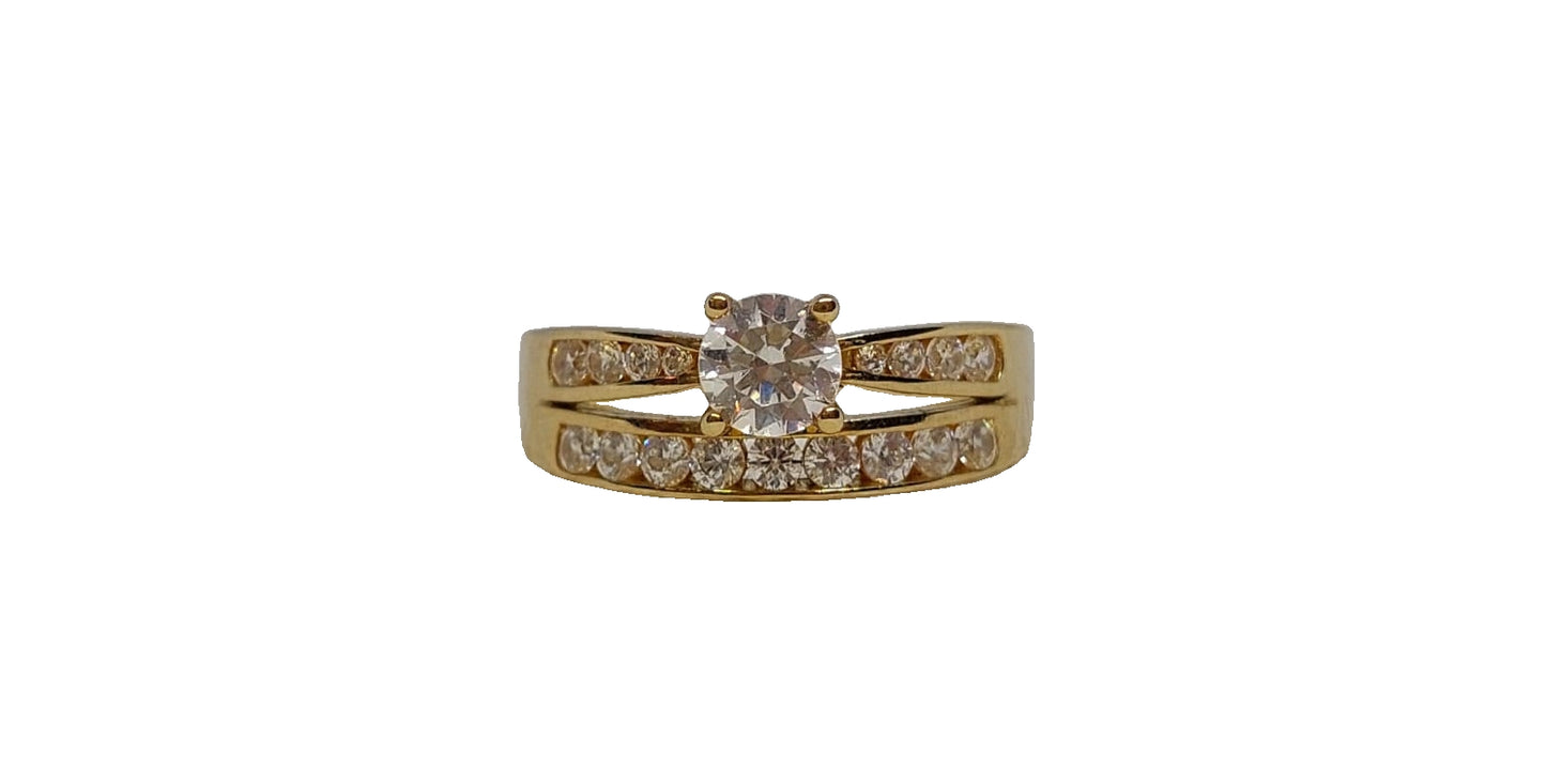 9ct Yellow gold round 4 claw spilt shank channel setting cubic zirconia ring