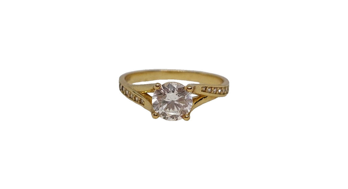 9ct Yellow gold 4 claw round cubic zirconia split shank ring