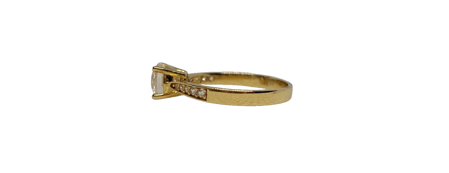 9ct Yellow gold cubic zirconia 4 claw with channel setting tapered shank ring