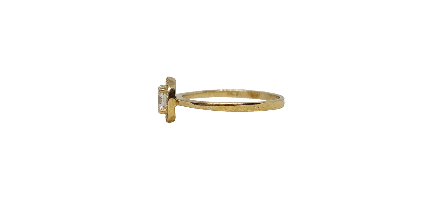 9ct Yellow gold round lab diamond halo tapered plain shank ring