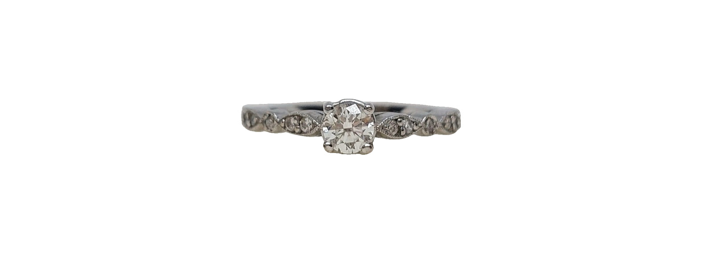 18ct White Gold round diamond marquise/ round shank ring