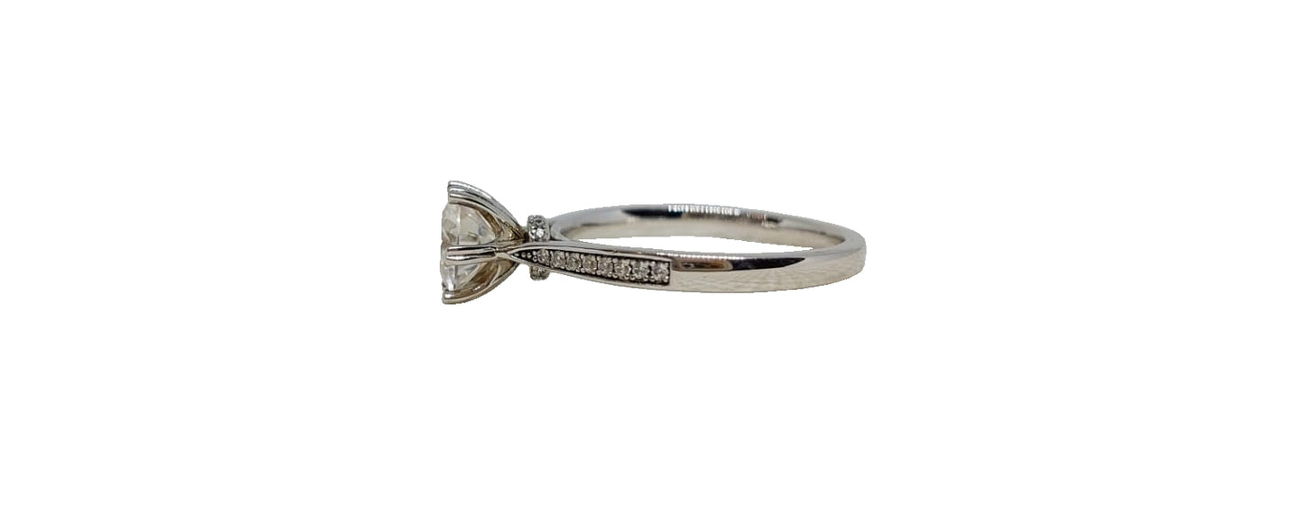 Sterling silver 18ct rhodium plating round moissanite 6 claw cubic zirconia channel setting tapered shank ring