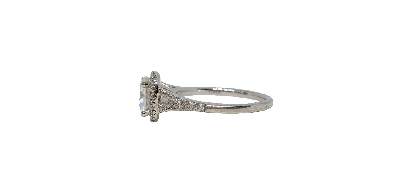 Sterling silver 18ct rhodium plating round cut moissanite halo cubic zirconia split shank ring