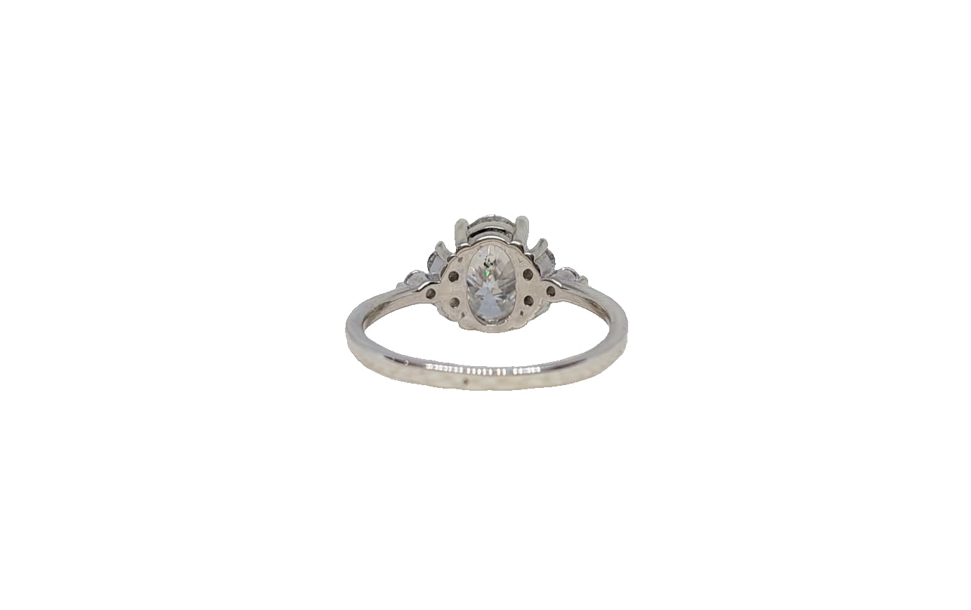 Sterling silver 18ct rhodium plating oval moissanite cubic zirconia cluster plain shank ring