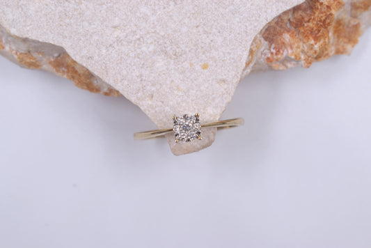 9ct Yellow Gold Illusion Style Diamond Ring