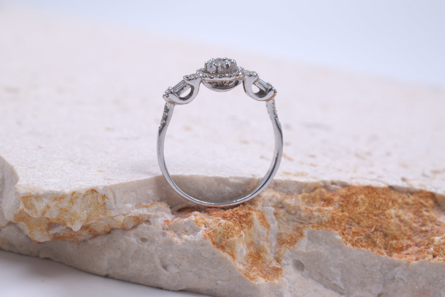 9ct White Gold Illusion Style Diamond Ring With Diamond Halo