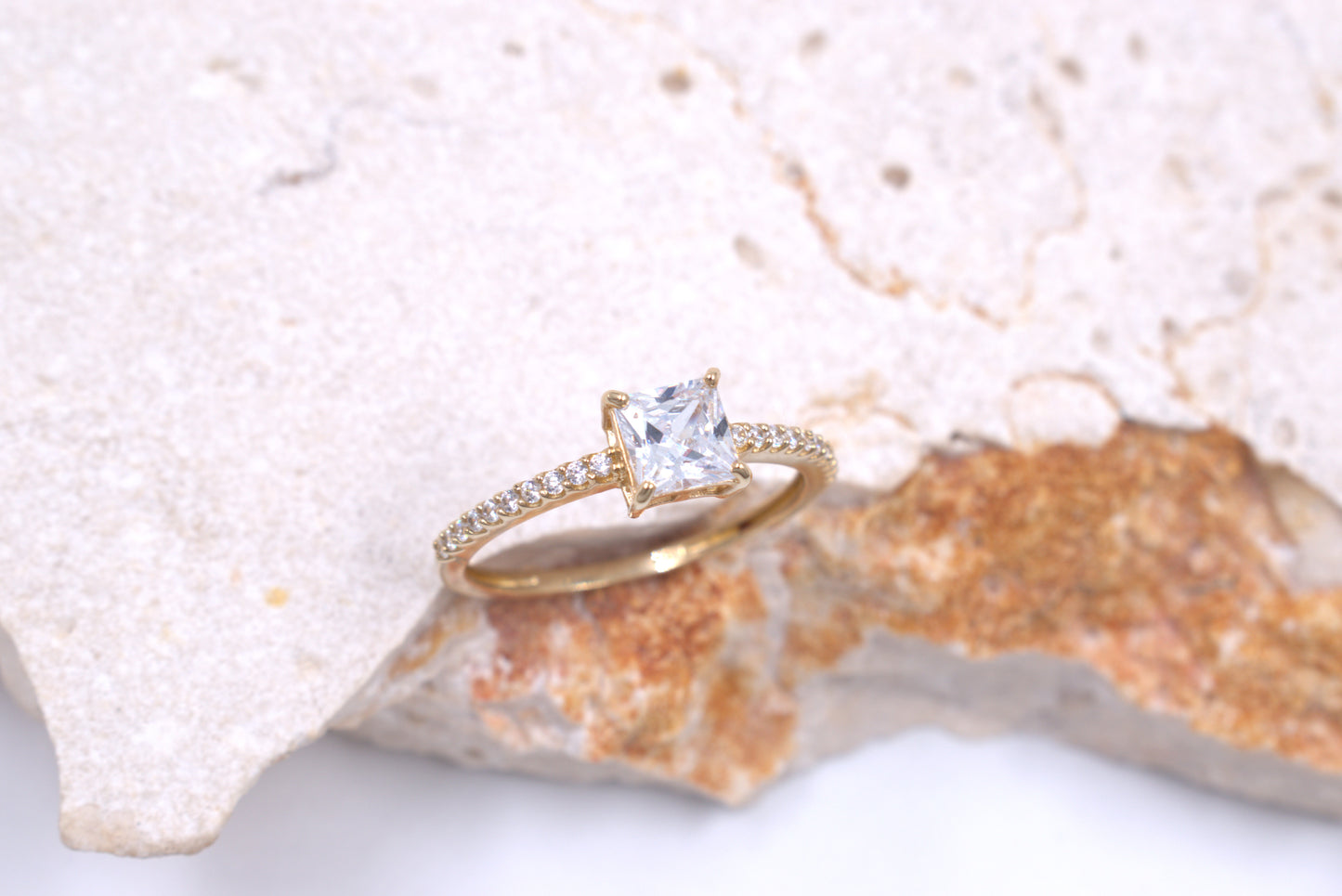 9ct Yellow Gold Square Cubic Zirconia Ring