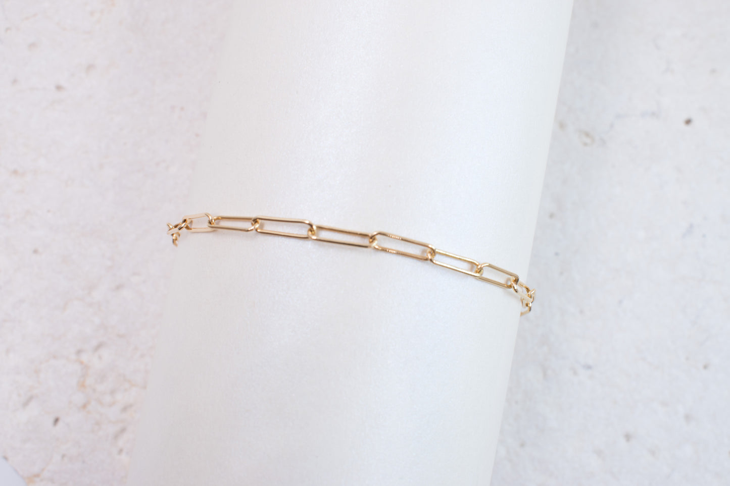 9ct Yellow Gold Paperclip Style Bracelet