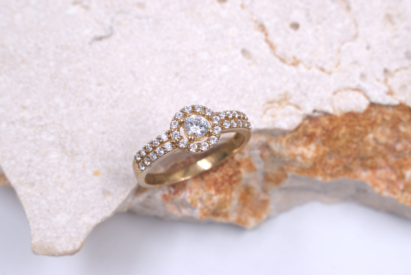 9ct Yellow Gold Cubic Zirconia Halo Ring