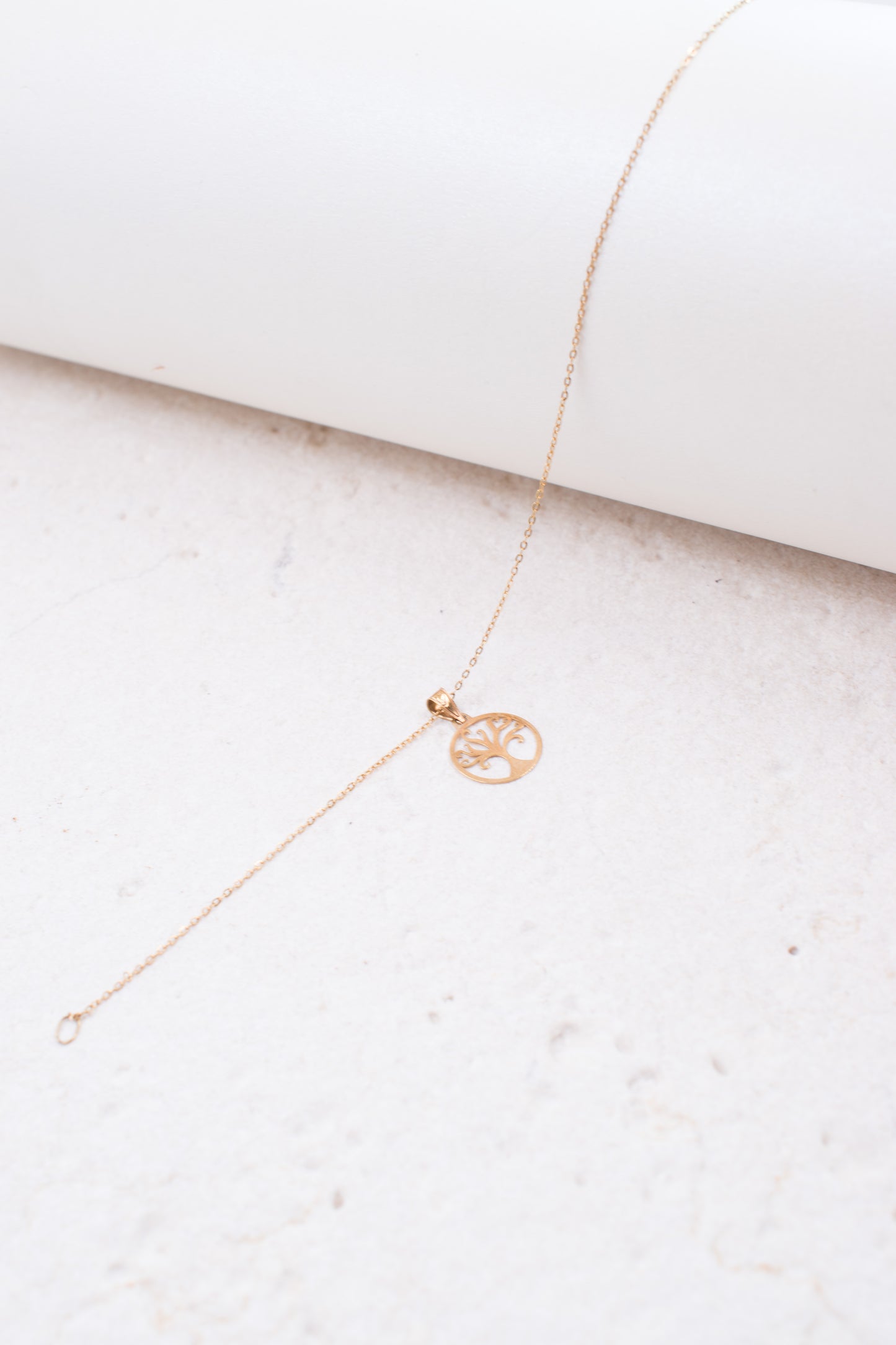 9ct Yellow Gold Fine Bracelet with a Tree Of Life Charm