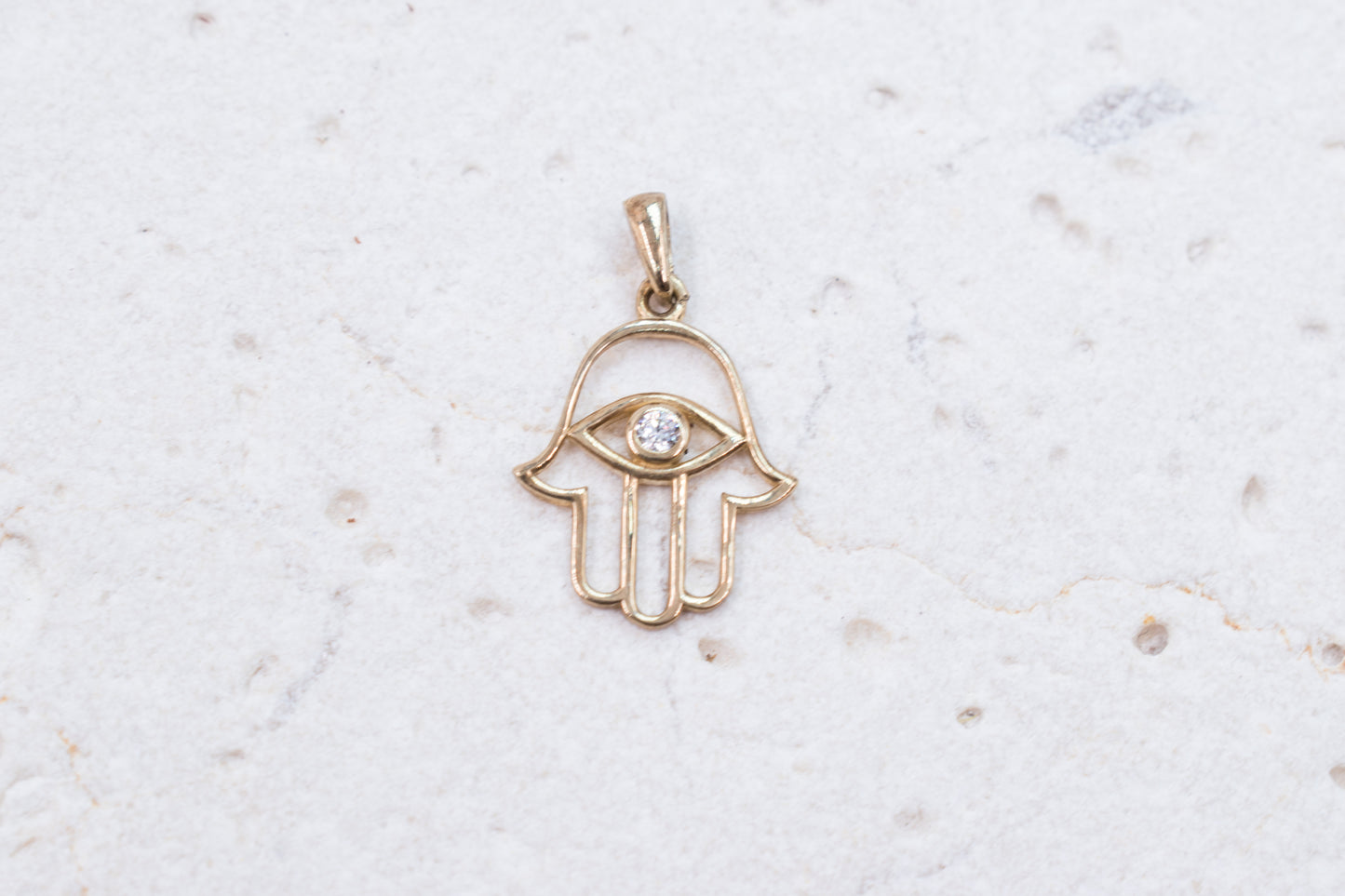 9ct Yellow Gold Cut Out Hamsa Hand Pendant