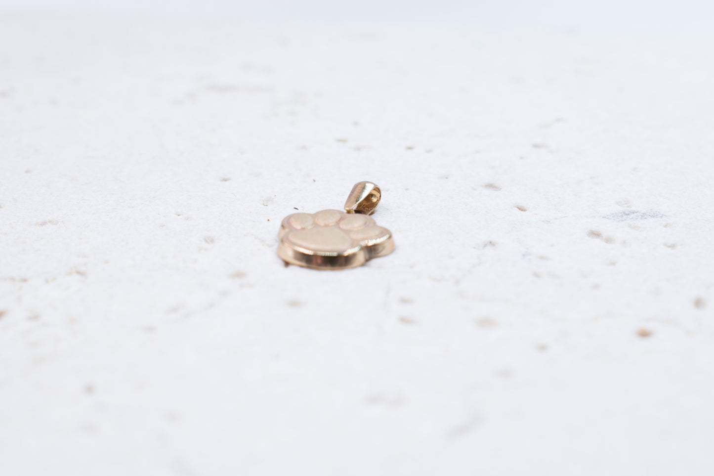 9ct Yellow Gold Paw Print Pendant