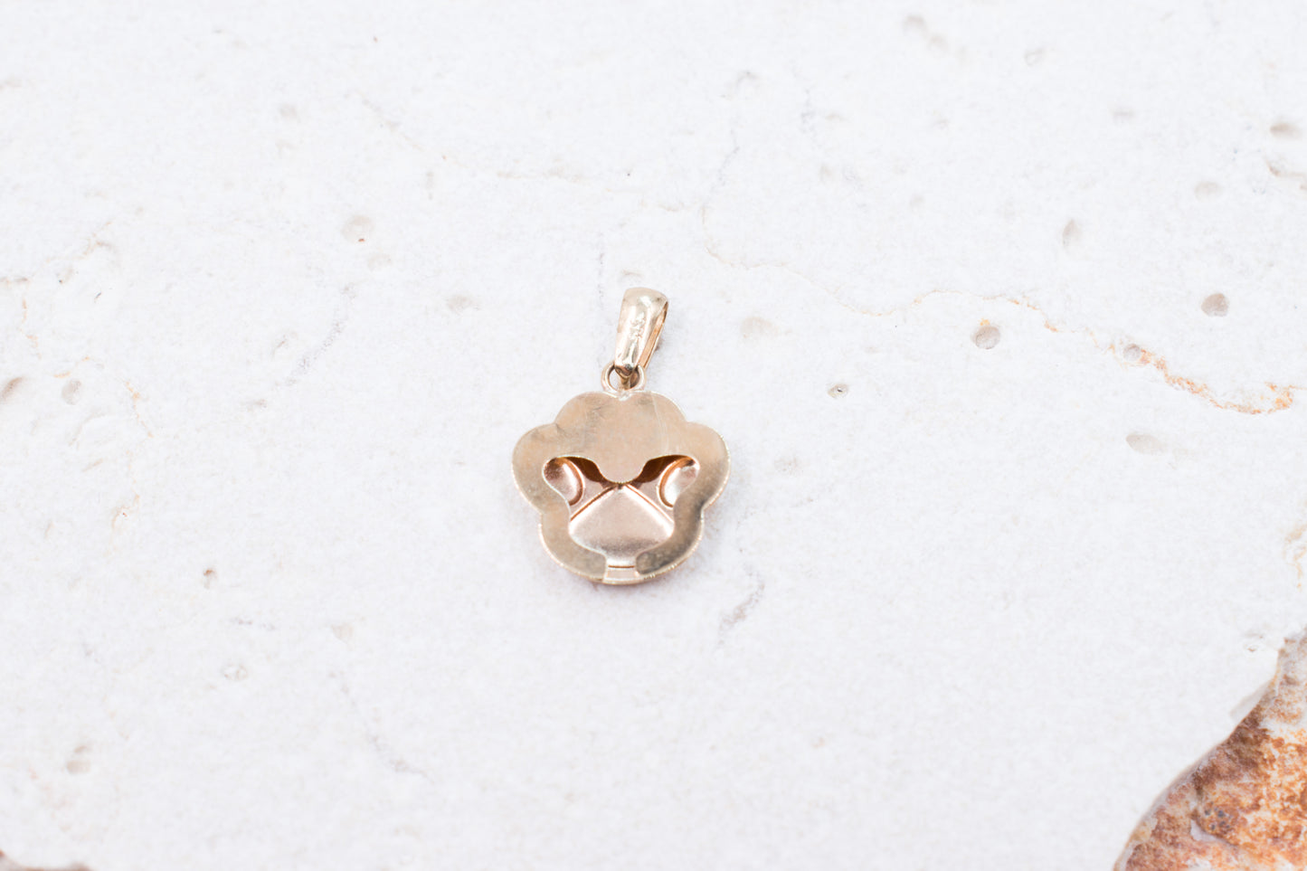 9ct Yellow Gold Paw Print Pendant