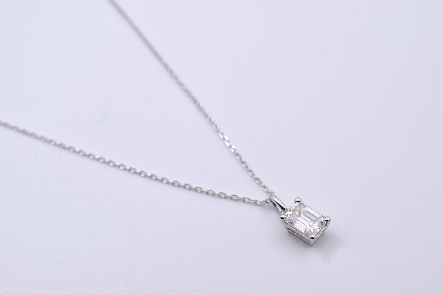 Sterling Silver 18ct Rhodium Plated Moissanite necklace