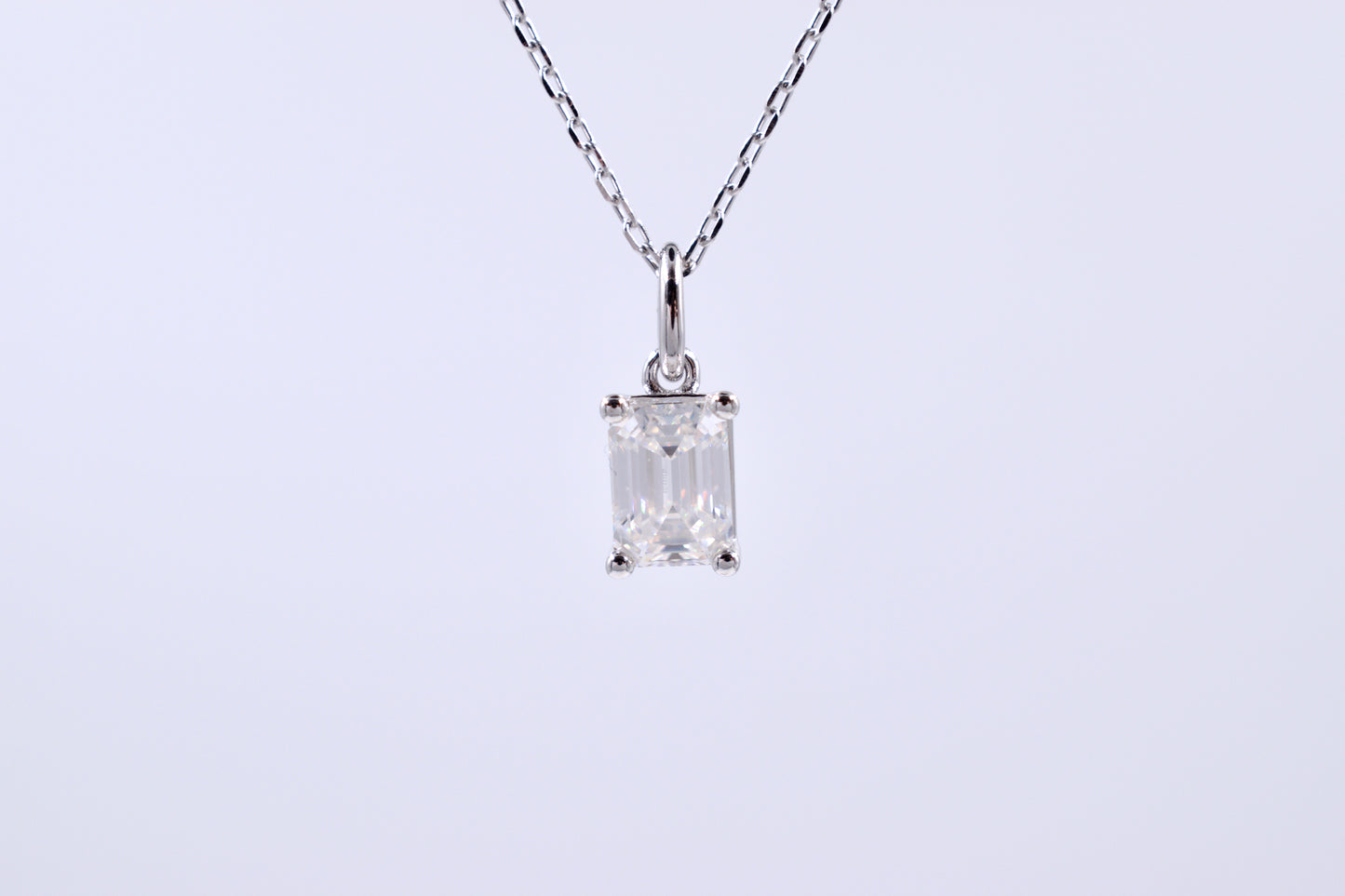 Sterling Silver 18ct Rhodium Plated Moissanite necklace