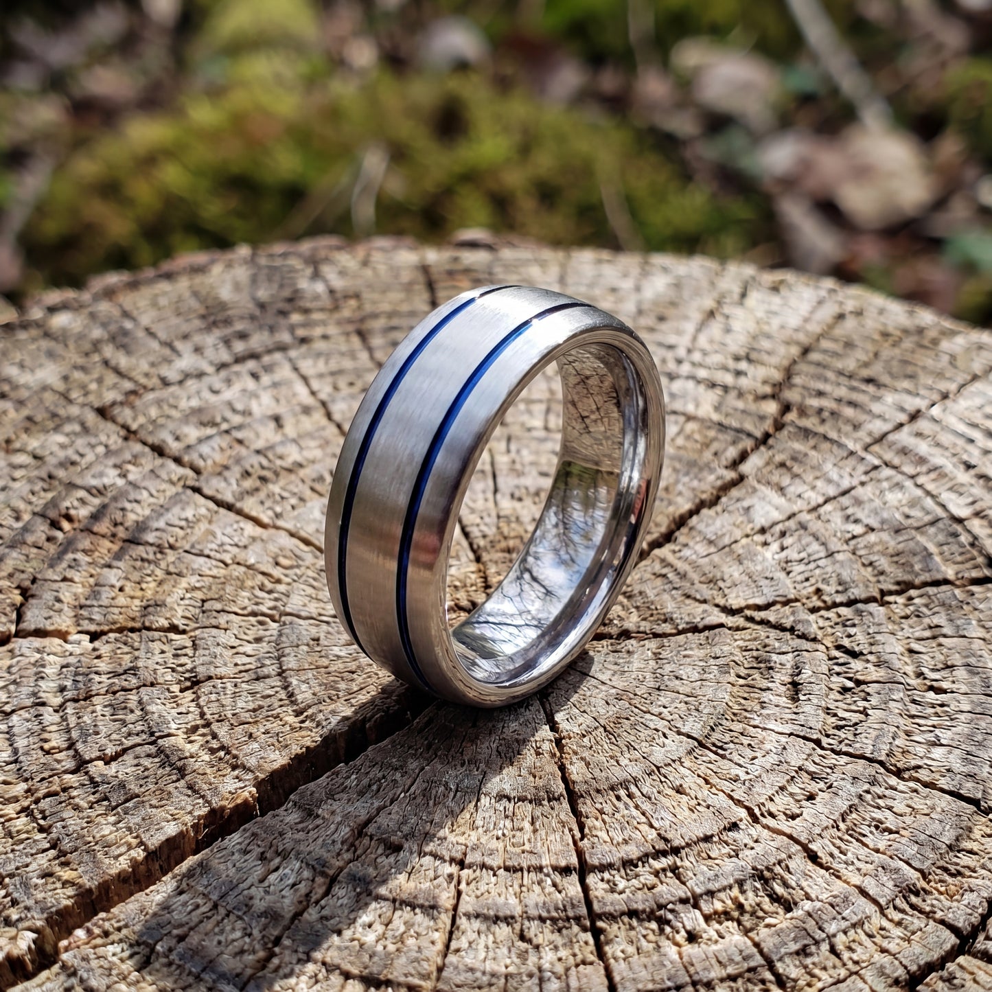 Grey tungsten with blue details