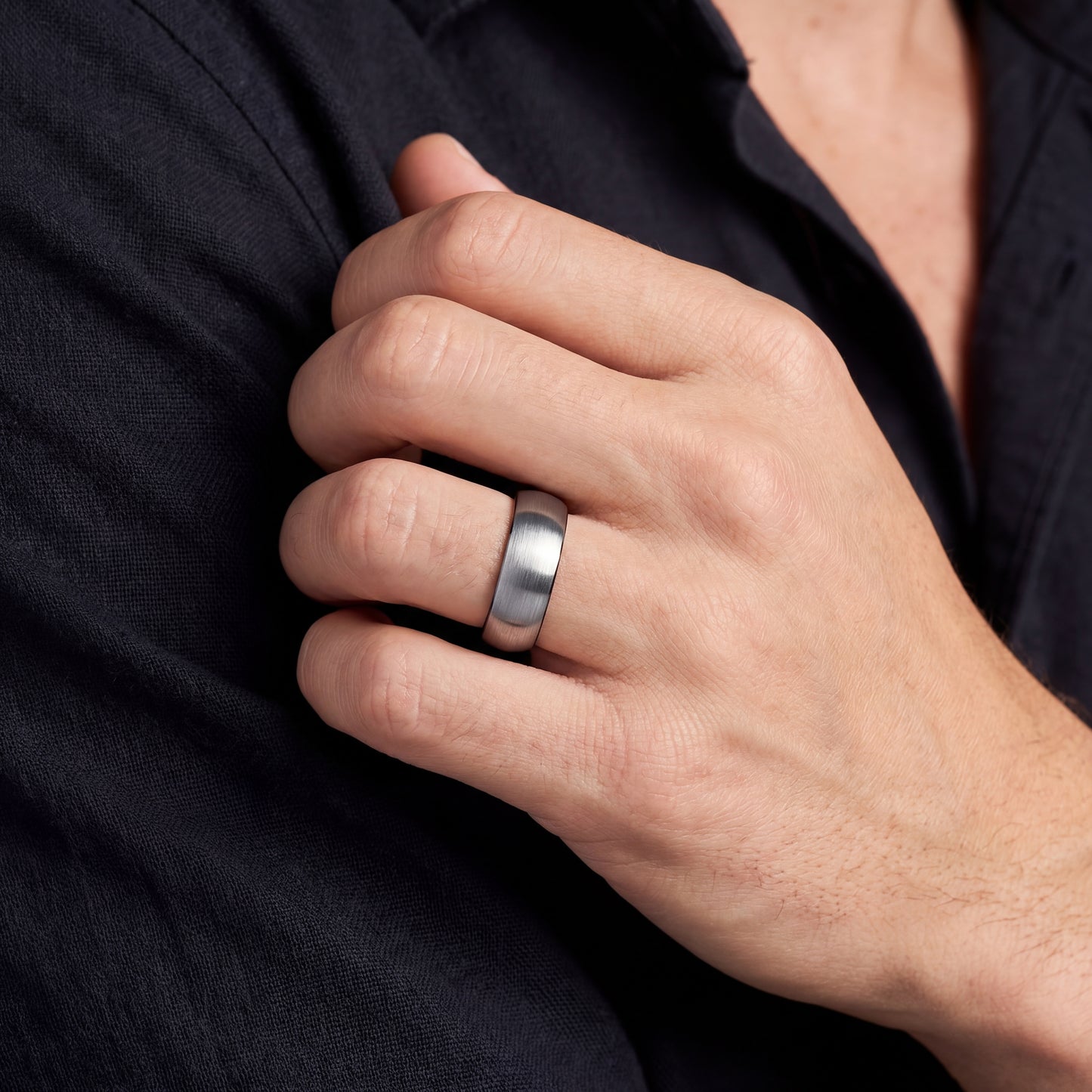Grey tungsten ring with black detail