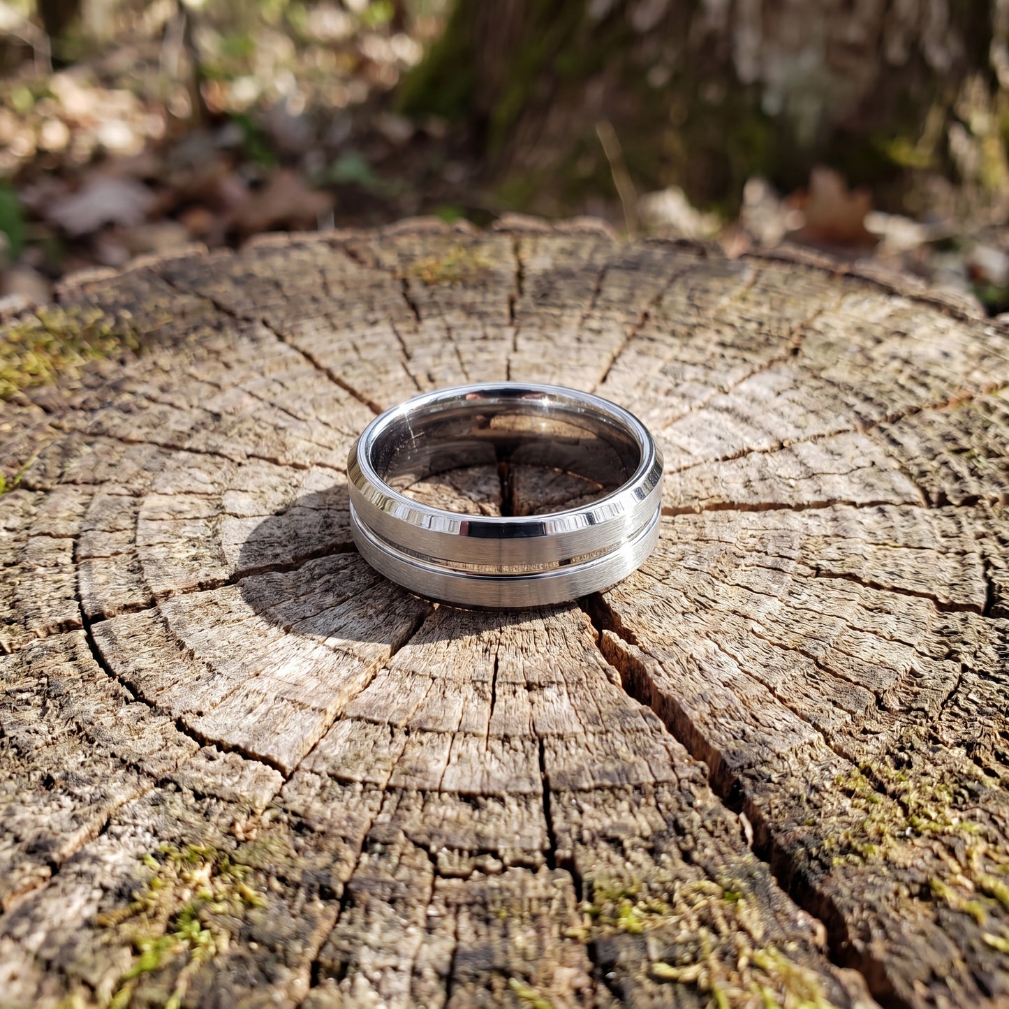 Grey tungsten with groove
