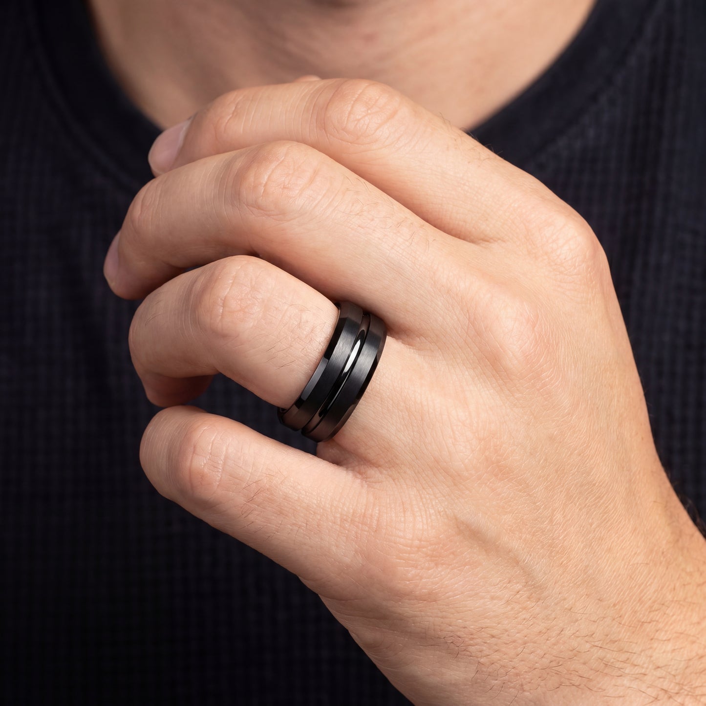 Black tungsten ring with groove